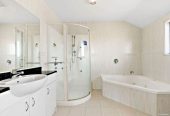 501m2 section, 6 beds 3 baths house with double garage, 46 Joy Street, Albany, Auckland