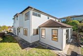 501m2 section, 6 beds 3 baths house with double garage, 46 Joy Street, Albany, Auckland