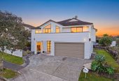 501m2 section, 6 beds 3 baths house with double garage, 46 Joy Street, Albany, Auckland