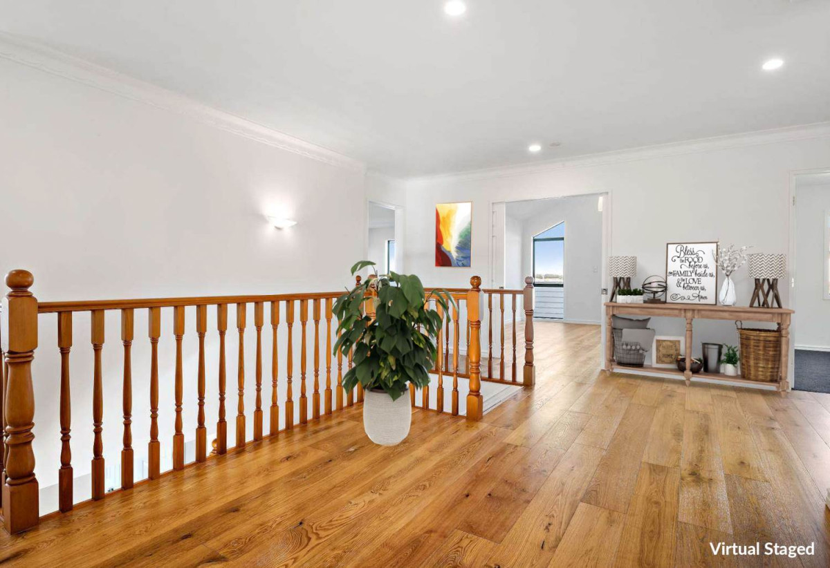 501m2 section, 6 beds 3 baths house with double garage, 46 Joy Street, Albany, Auckland
