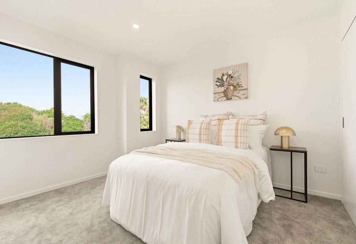 Brandnew 5 beds 3.5 baths home with garage, ground floor 2 beds 1 bath with a separate entrance, 27 Scott Road, Hobsonville, Auckland