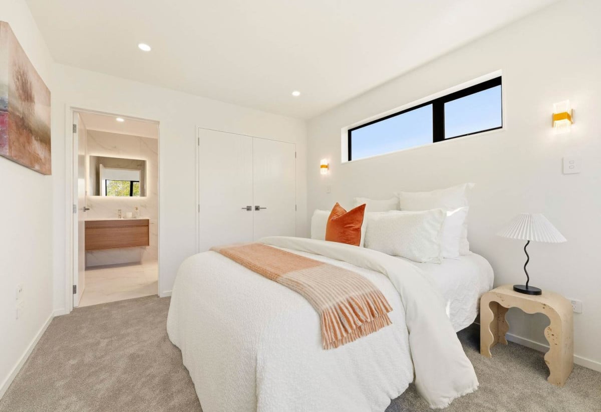 Brandnew 5 beds 3.5 baths home with garage, ground floor 2 beds 1 bath with a separate entrance, 27 Scott Road, Hobsonville, Auckland