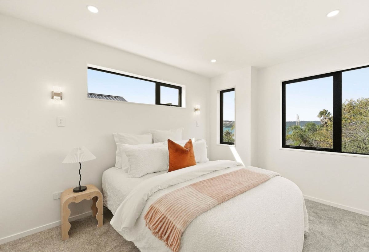 Brandnew 5 beds 3.5 baths home with garage, ground floor 2 beds 1 bath with a separate entrance, 27 Scott Road, Hobsonville, Auckland