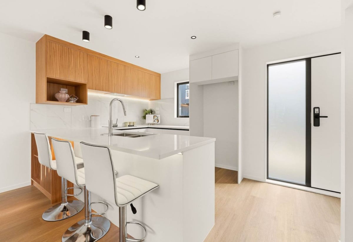 Brandnew 5 beds 3.5 baths home with garage, ground floor 2 beds 1 bath with a separate entrance, 27 Scott Road, Hobsonville, Auckland