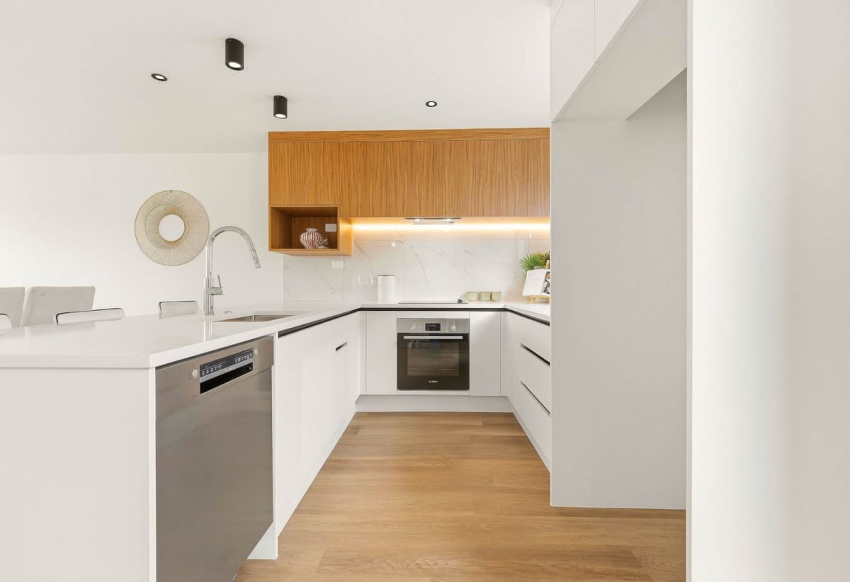 Brandnew 5 beds 3.5 baths home with garage, ground floor 2 beds 1 bath with a separate entrance, 27 Scott Road, Hobsonville, Auckland