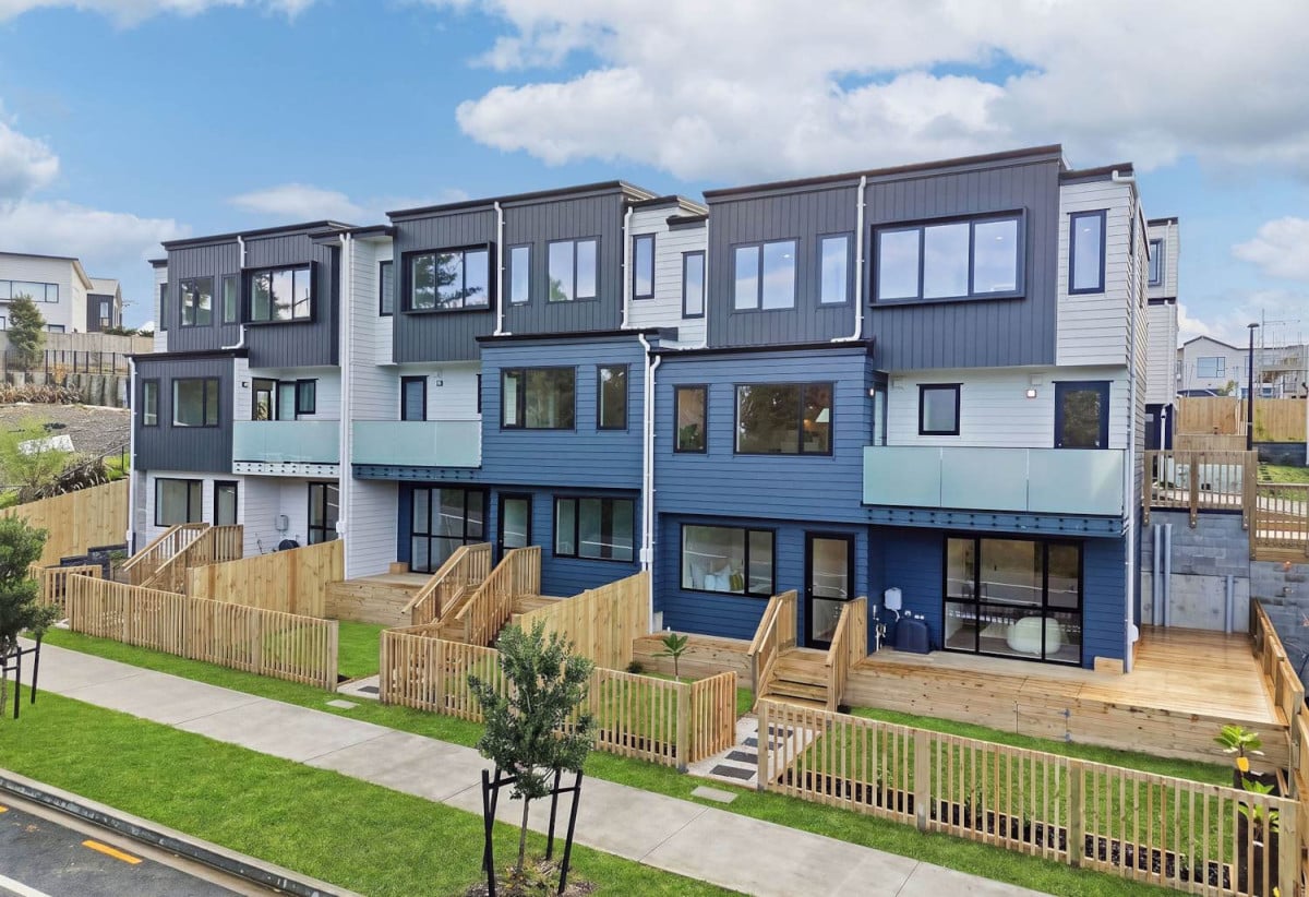 Brandnew 5 beds 3.5 baths home with garage, ground floor 2 beds 1 bath with a separate entrance, 27 Scott Road, Hobsonville, Auckland