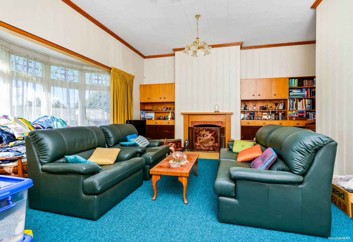 Must Sell, 1464m2 section, RC Approved for 12 units. and each unit comes with onsite parking, 3 beds 1 bath house with carport, 85 Panama Road, Mt Wellington, Auckland