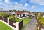 For rent, 5 beds 2 baths house with double garage, available 22nd August, 36 Rodney Street, Howick, Auckland