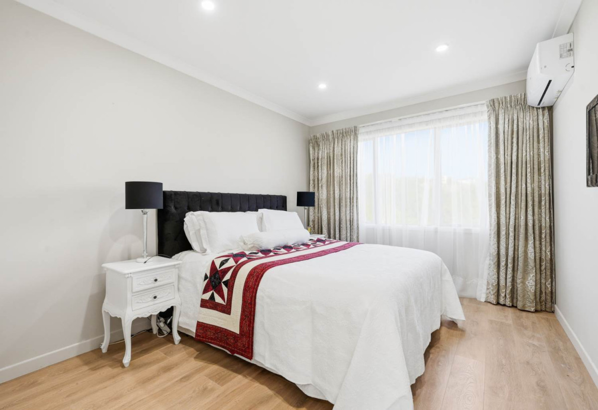 5000m2 section, Mediterranean Luxury, Modern Living, 6 beds 4 baths house with triple garage and 2 beds granny, 1.3 km to Mission Heights Junior College, 15B Regis Lane, Flat Bush, Auckland