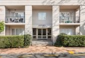 Double Grammar school zone ( AGS and EGGS), Freehold 1 bed 1 bath apartment with car park, Already priced to sell for cash buyers factoring in an upcoming reclad to modernise the building in the near future, 1E/18 Joseph Banks Terrace, Remuera, Auckland