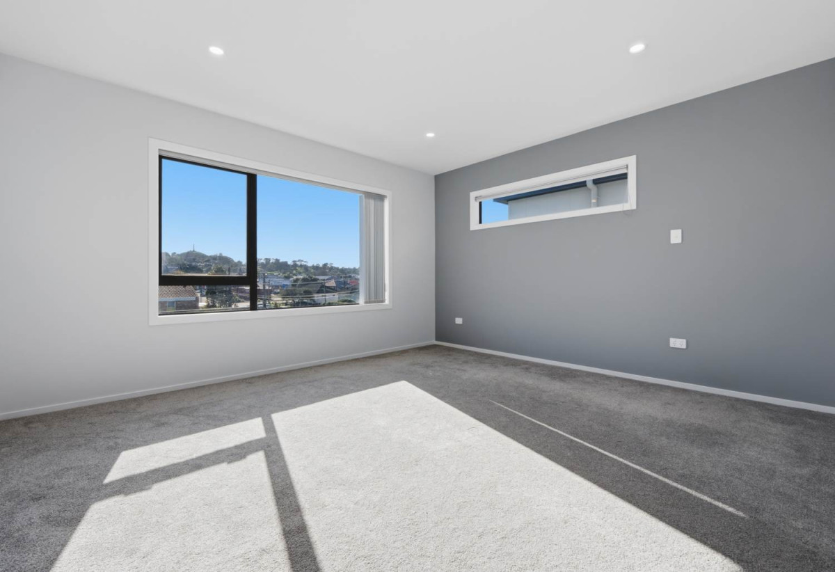 Standalone 5 beds (3 ensuites) 4 baths home with garage, 1 ensuite ground floor, 102B Symonds Street, Royal Oak, Auckland