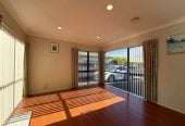 For rent, 4 beds 3 baths house with double garage, available 14th August, 23B Penruddocke Road, Half Moon Bay, Auckland