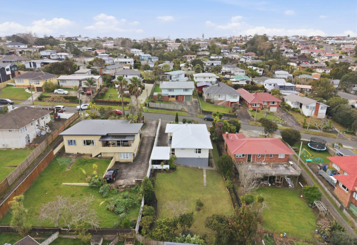 635m2 section, Offered to the market for the first time in 60 years, 4 beds 1 bath house with carport, 27 Hillview Avenue, New Windsor, Auckland