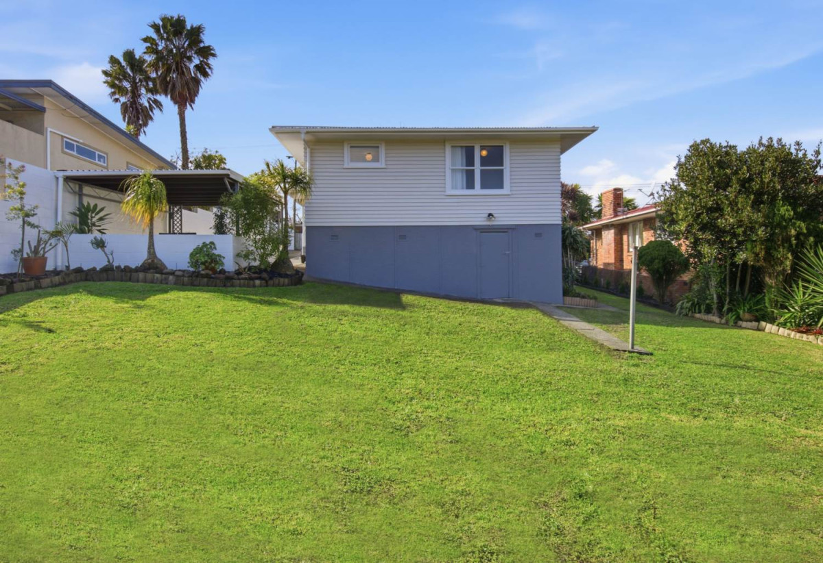 635m2 section, Offered to the market for the first time in 60 years, 4 beds 1 bath house with carport, 27 Hillview Avenue, New Windsor, Auckland