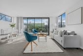 Affordable standalone 4 beds 2 baths home with garage, 1A Gloucester Road, Manurewa, Auckland