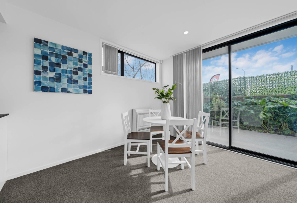 Affordable standalone 4 beds 2 baths home with garage, 1A Gloucester Road, Manurewa, Auckland