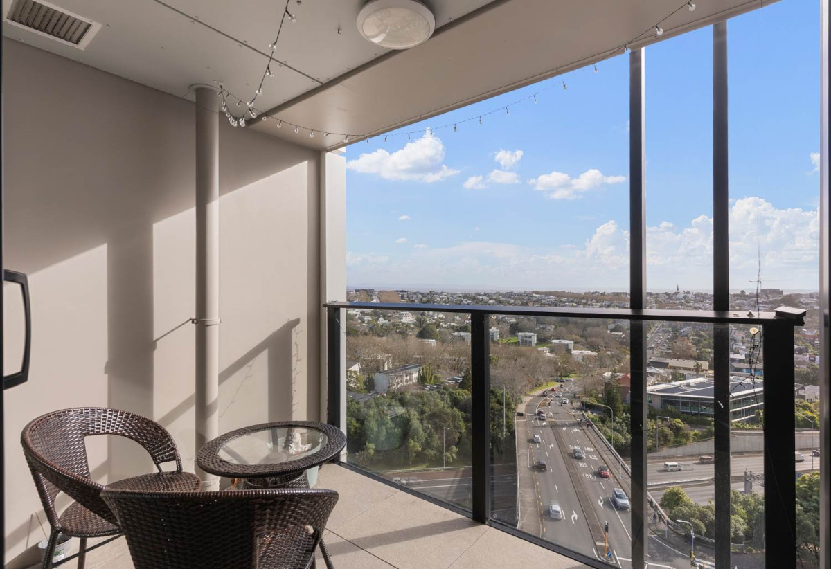 Auckland Girls’ Grammar School zone, 50m2 2 beds 1 bath apartment, 1207/15 Union Street, City Centre, Auckland