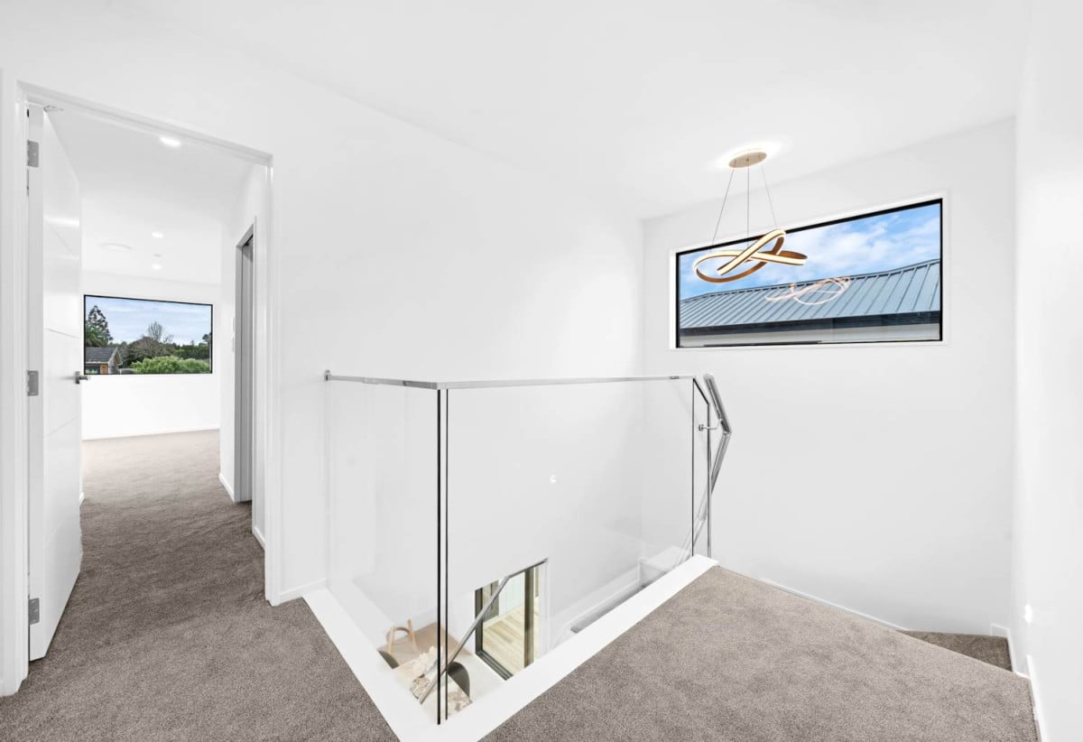 Brandnew 5 beds (2 ensuites) 3.5 baths house with double garage, 1 ensuite ground floor with its own entry, 21 Hasted Road, Karaka, Auckland