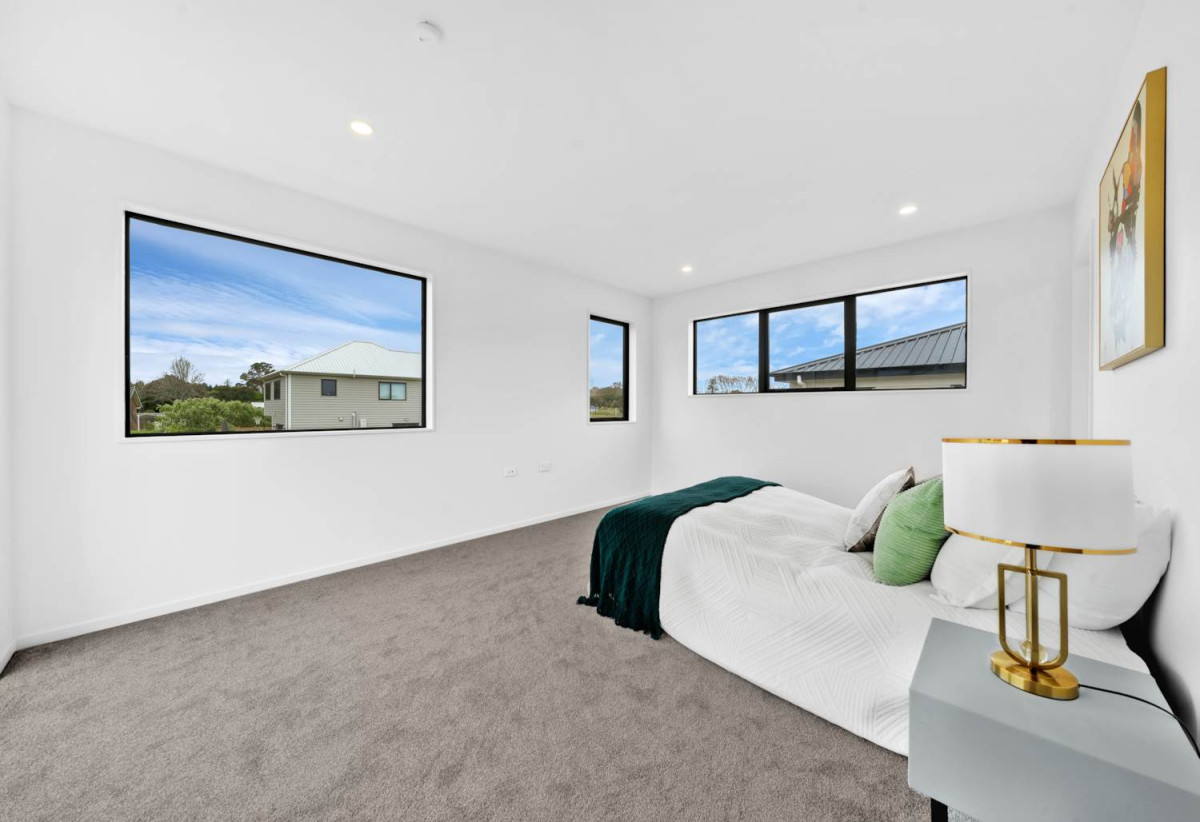Brandnew 5 beds (2 ensuites) 3.5 baths house with double garage, 1 ensuite ground floor with its own entry, 21 Hasted Road, Karaka, Auckland