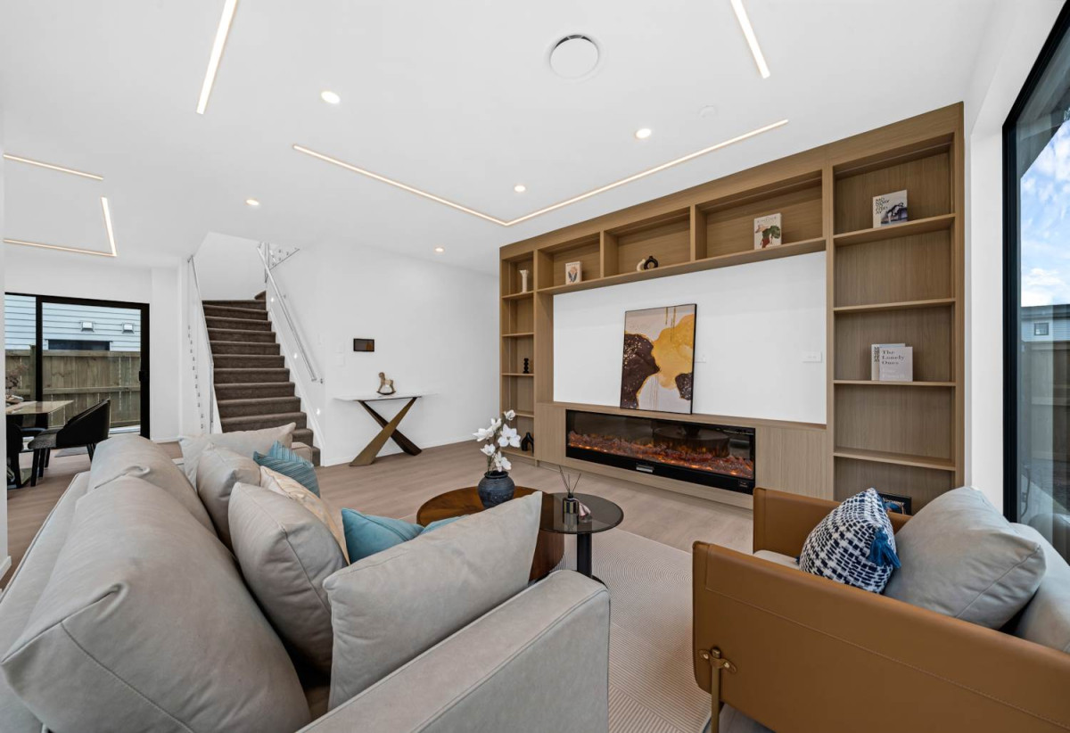 Brandnew 5 beds (2 ensuites) 3.5 baths house with double garage, 1 ensuite ground floor with its own entry, 21 Hasted Road, Karaka, Auckland