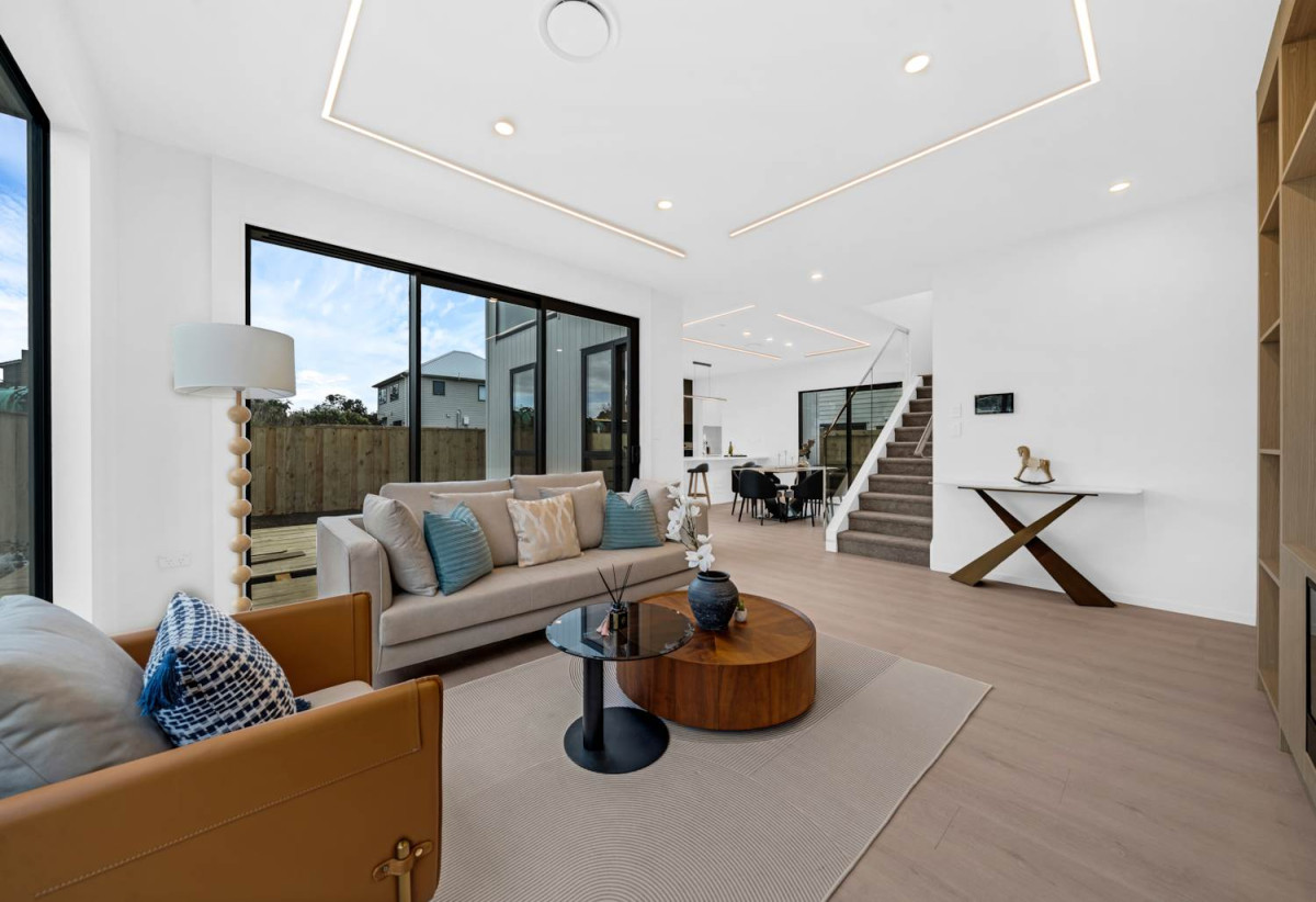 Brandnew 5 beds (2 ensuites) 3.5 baths house with double garage, 1 ensuite ground floor with its own entry, 21 Hasted Road, Karaka, Auckland