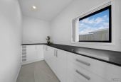 Affordable standalone 4 beds 2 baths home with garage, 1A Gloucester Road, Manurewa, Auckland