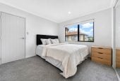 5 beds 3 baths house with double garage, 8 Reding Street, Takanini, Auckland