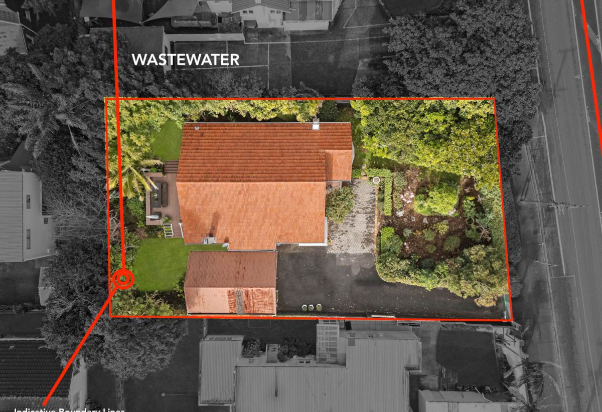 809m2 section, Mt Roskill Grammar zone, 3 beds 2 baths house with double garage, 924 Mount Eden Road, Three Kings, Auckland