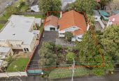 809m2 section, Mt Roskill Grammar zone, 3 beds 2 baths house with double garage, 924 Mount Eden Road, Three Kings, Auckland