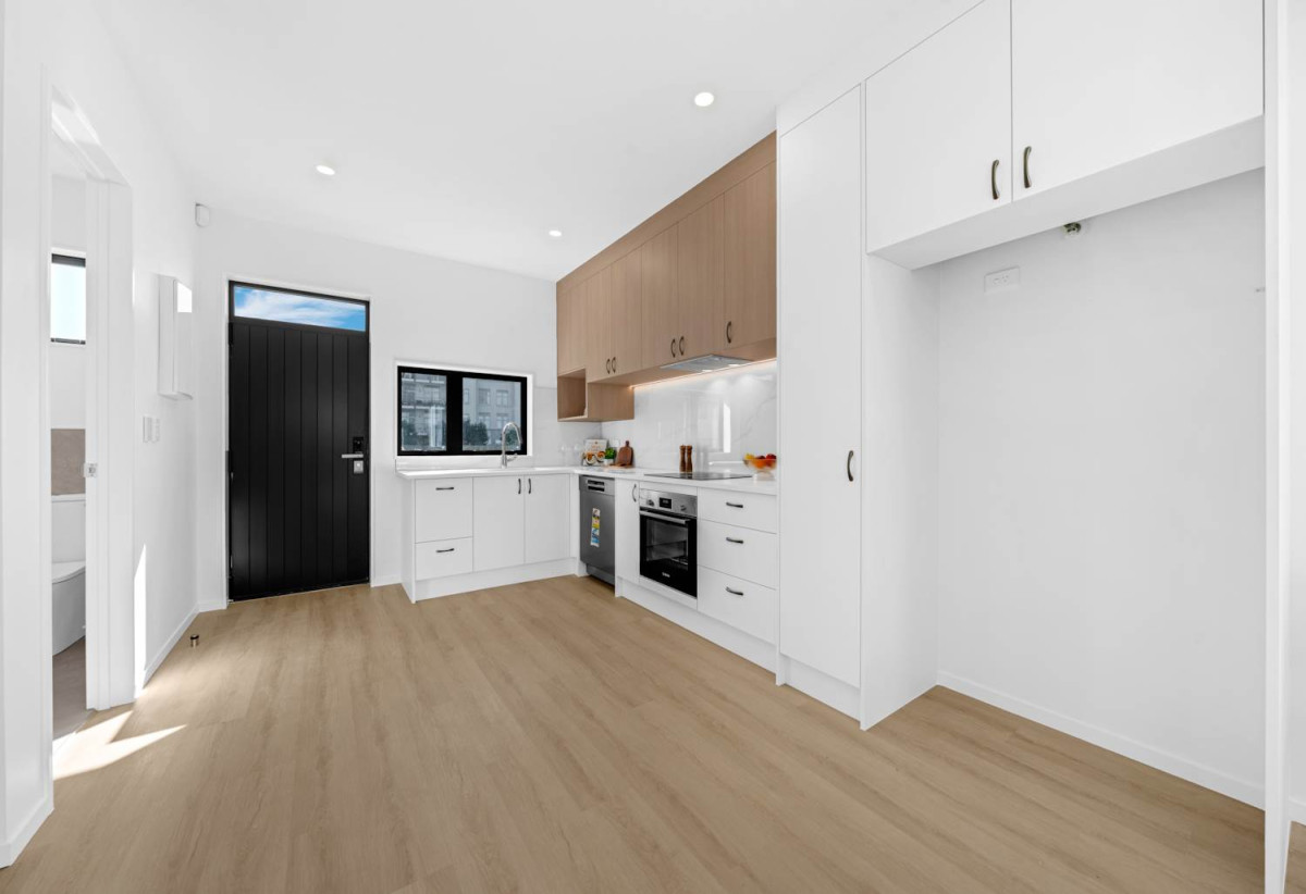 Directly Opposite Barry Curtis Park, Brandnew 2 beds + study room 1.5 baths home with car park, Lot 19/15 Flat Bush School Road, Flat Bush, Auckland