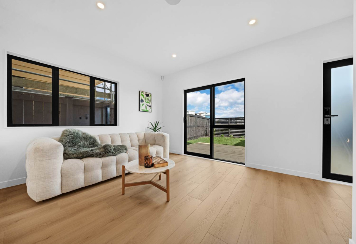 Brandnew 4 beds (2 ensuites) + Flexi room 3.5 baths home with car parks, 174 – 180 Bremner Road, Karaka, Auckland