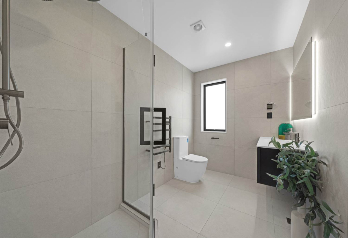 Brandnew 4 beds (2 ensuites) + Flexi room 3.5 baths home with car parks, 174 – 180 Bremner Road, Karaka, Auckland
