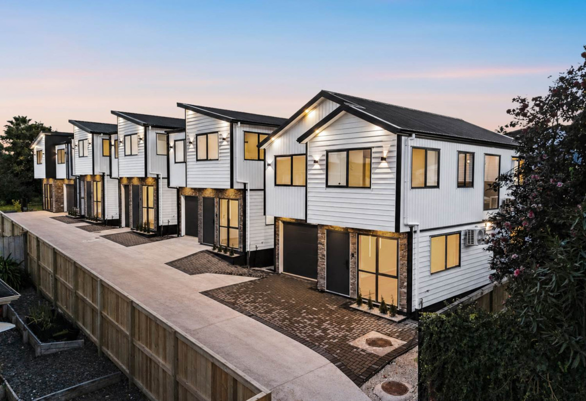 Brandnew 4 beds 2.5 baths home with garage, Lot 4/38 Andrew Road, Howick, Auckland