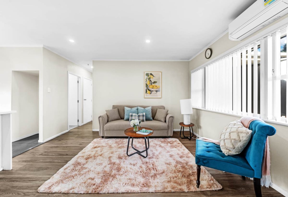 Brick and tile 2 beds 1 bath home with carport, 9/11 Oakland Avenue, Papatoetoe, Auckland