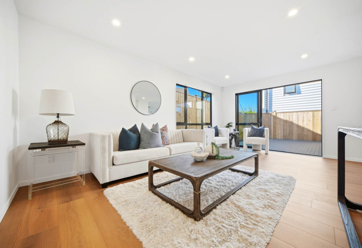 Brandnew standalone 4 beds (2 ensuites) 3.5 baths home with garage, 35 B&C Toroa Street, Torbay, Auckland