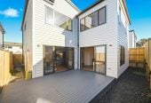 Brandnew standalone 4 beds (2 ensuites) 3.5 baths home with garage, 35C Toroa Street, Torbay, Auckland