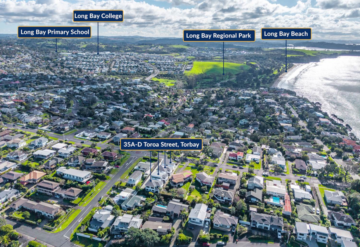 Brandnew standalone 4 beds (2 ensuites) 3.5 baths home with garage, 35C Toroa Street, Torbay, Auckland