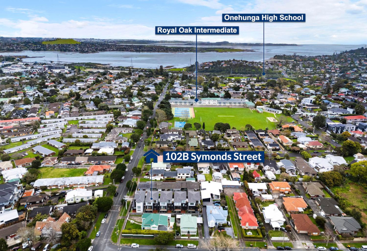 Standalone 5 beds (3 ensuites) 4 baths home with garage, 1 ensuite ground floor, 102B Symonds Street, Royal Oak, Auckland