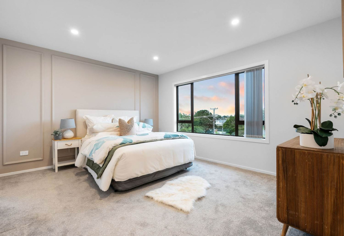 Standalone 5 beds (3 ensuites) 4 baths home with garage, 1 ensuite ground floor, 102B Symonds Street, Royal Oak, Auckland