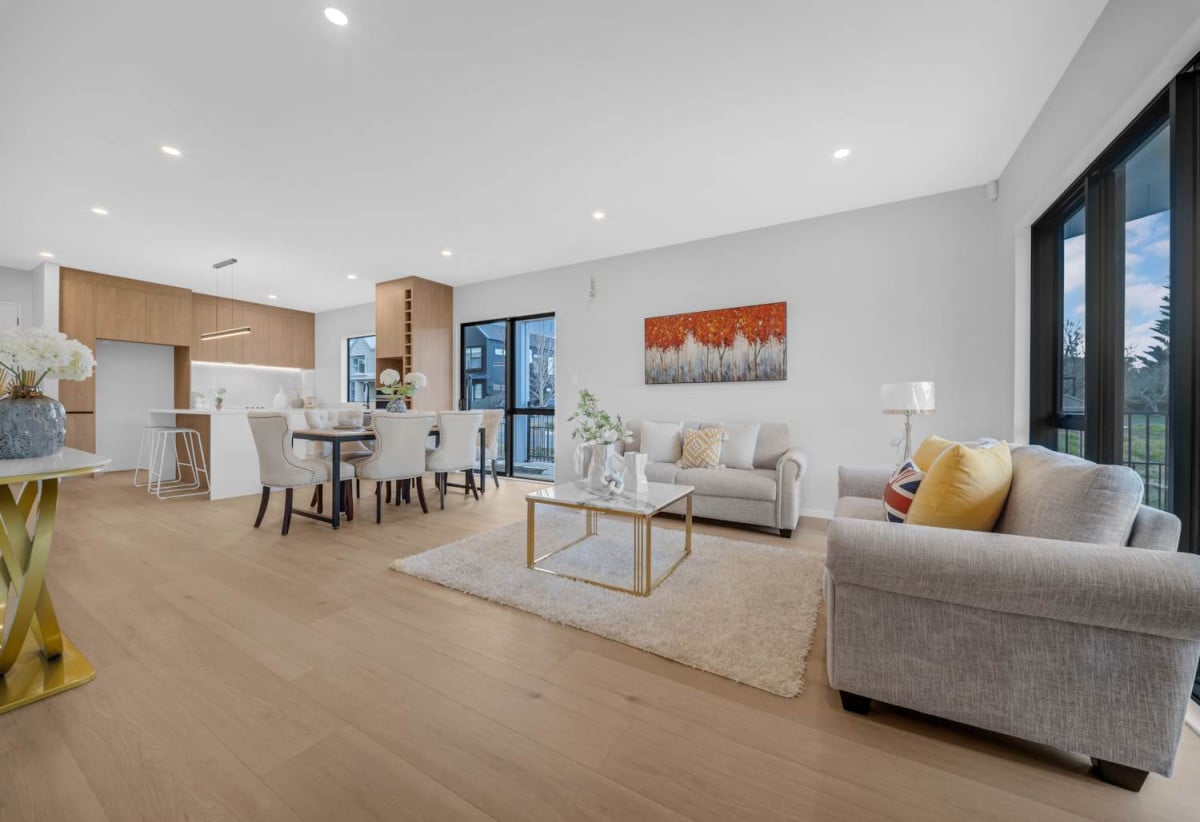Brandnew standalone 4 beds (2 ensuites) 3.5 baths house with garage, 35A Burberry Road, Karaka, Auckland