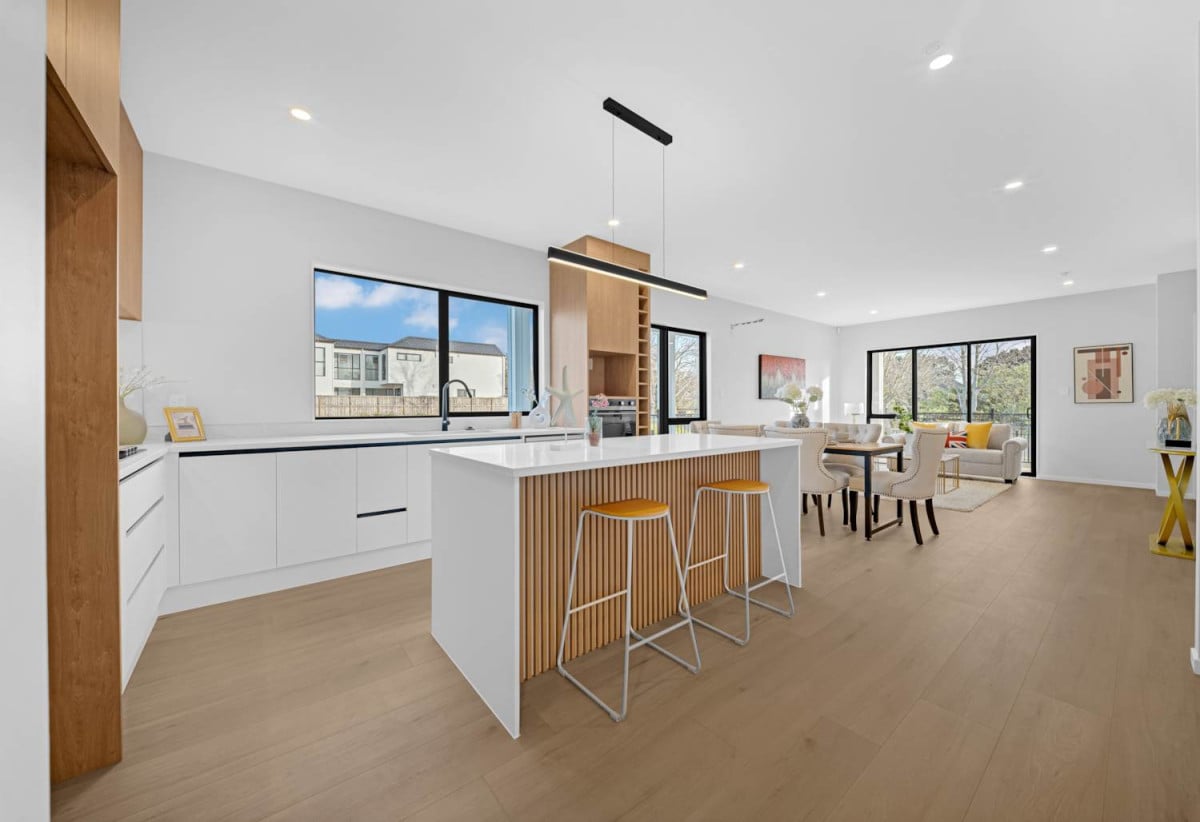 Brandnew standalone 4 beds (2 ensuites) 3.5 baths house with garage, 35A Burberry Road, Karaka, Auckland