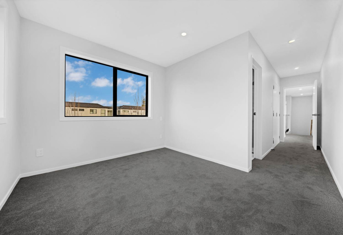 Brandnew standalone 4 beds (2 ensuites) 3.5 baths house with garage, 35A Burberry Road, Karaka, Auckland