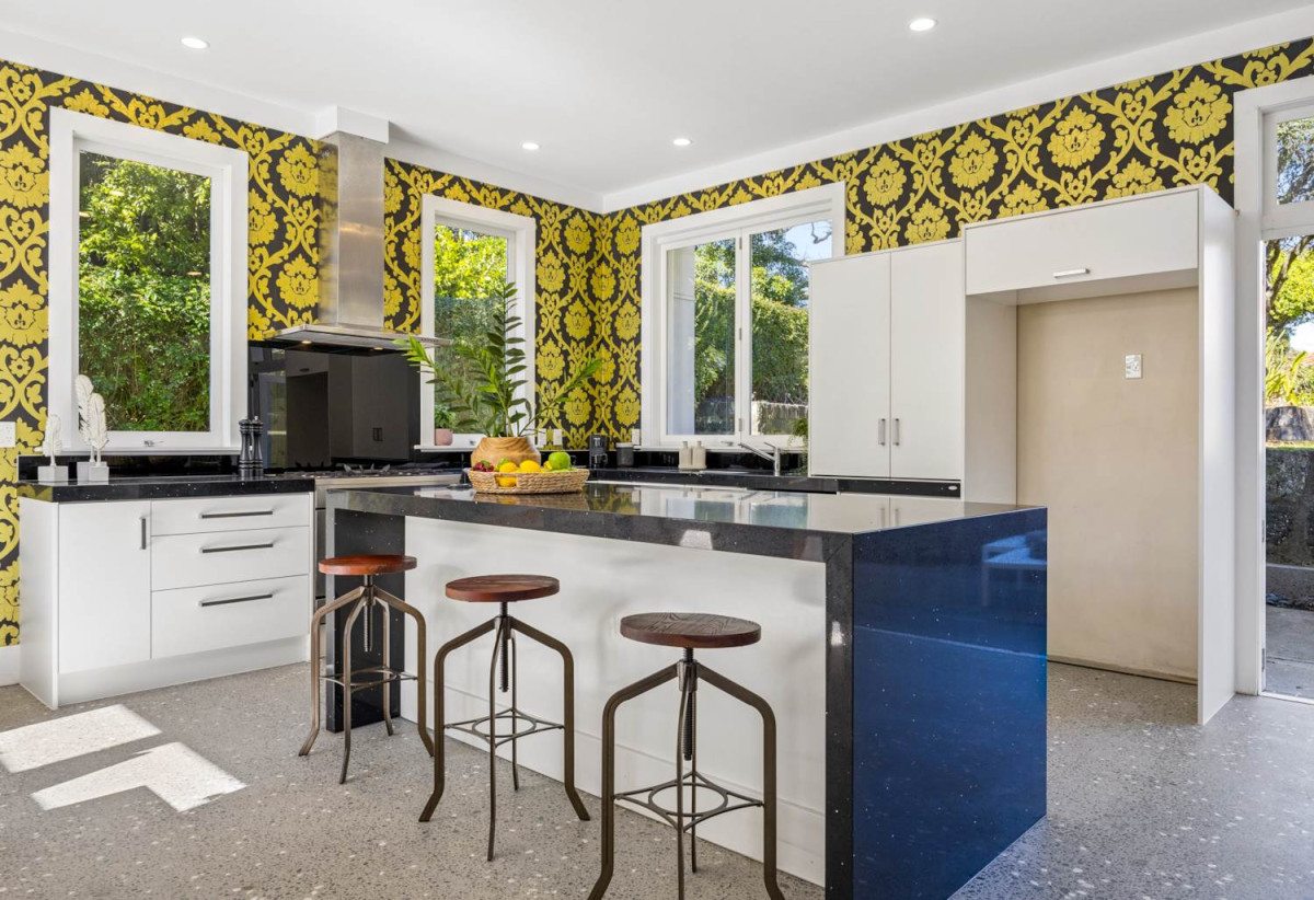 635m2 section, Double Grammar school zone (MAGS & AGGS), 4 beds 2 baths house with car parks, 120 Marsden Avenue, Mt Eden, Auckland