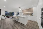 Mt Albert Grammar School zone, 5 beds 3 baths house with double garage, 8 Selcourt Road, Mt Albert, Auckland