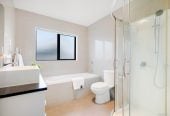 For rent, 5 beds 3 baths house with double garage, available 15th August, 24A Seaside Avenue, Waterview, Auckland