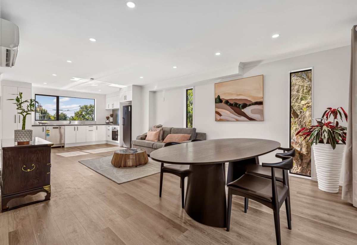 Brandnew 4 beds 3 baths home with garage, 37E Erima Avenue, Pt England