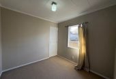 For rent, 3 beds 1 bath home with garage, available 15th August, 2/4 Glenshee Place, Highland Park, Auckland