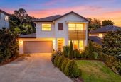 Fletcher Built | Reserve-Side Living, Renovated 5 beds (2 ensuites) 3.5 baths house with double garage, 4 Vittoria Terrace, Flat Bush, Auckland