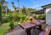 Fletcher Built | Reserve-Side Living, Renovated 5 beds (2 ensuites) 3.5 baths house with double garage, 4 Vittoria Terrace, Flat Bush, Auckland