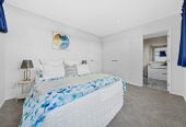 Standalone 4 beds (2 ensuites) 4 baths house with double garage, 32B Ennismore Road, Mt Albert, Auckland